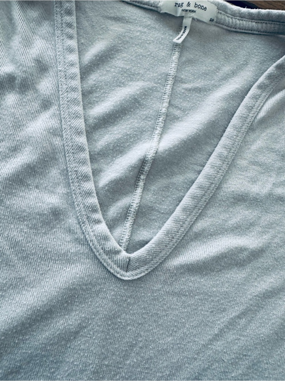 rag & bone Light Gray V-Neck Short Sleeve Tee - Picture 3 of 4